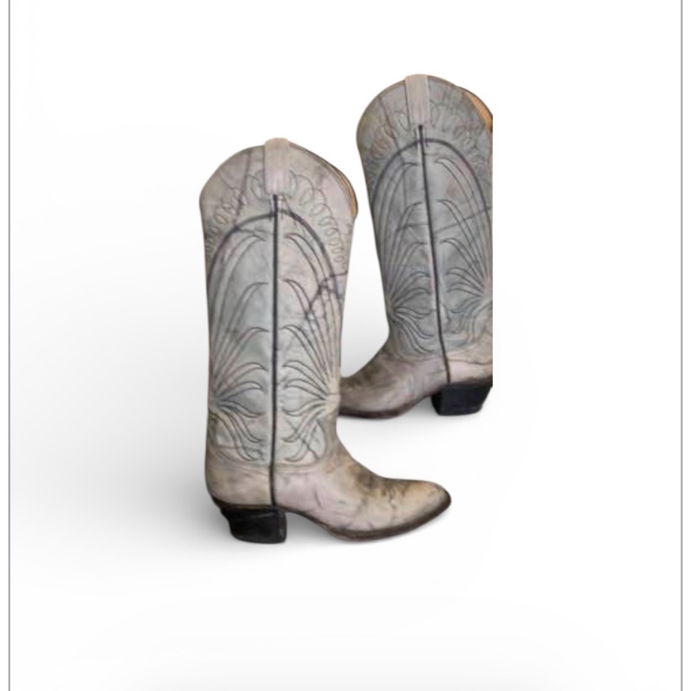 Toni Lama Gray Cowboy boots women’s size 7